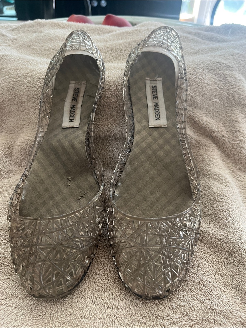 Steve Madden Clear Jelly Flats in Silver Tone